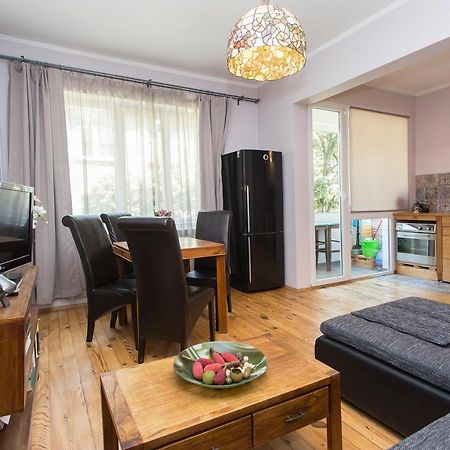 Colorful 2Bdr Apartment In The City Center Sofia Esterno foto