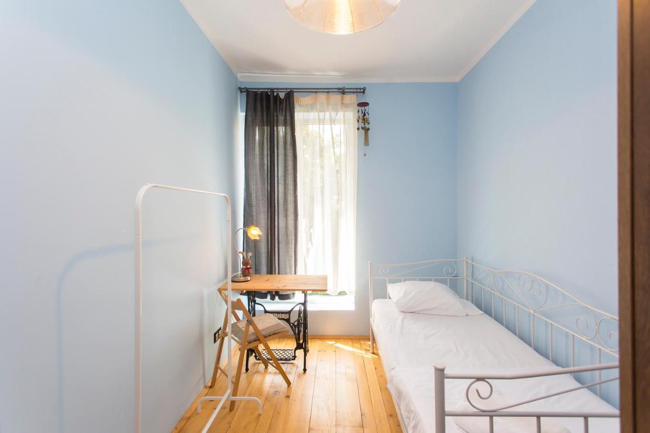 Colorful 2Bdr Apartment In The City Center Sofia Esterno foto